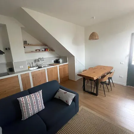 펜션 Lovely 우스티카